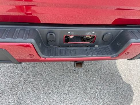 Used 2021 Chevrolet Colorado Z71 AWD/4WD image 13