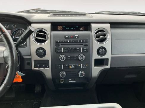 Used 2011 Ford F150 XLT w/ XLT Chrome Pkg image 10