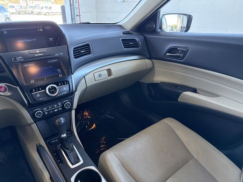Used 2016 Acura ILX w/ Premium Package image 36