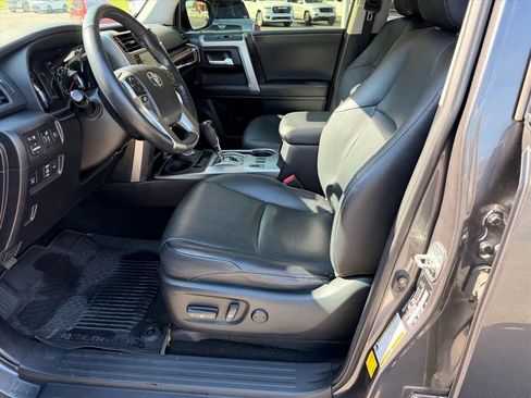 Used 2023 Toyota 4Runner Limited AWD/4WD image 12