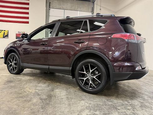 Used 2016 Toyota RAV4 SE w/ Advanced Technology Package AWD/4WD image 5