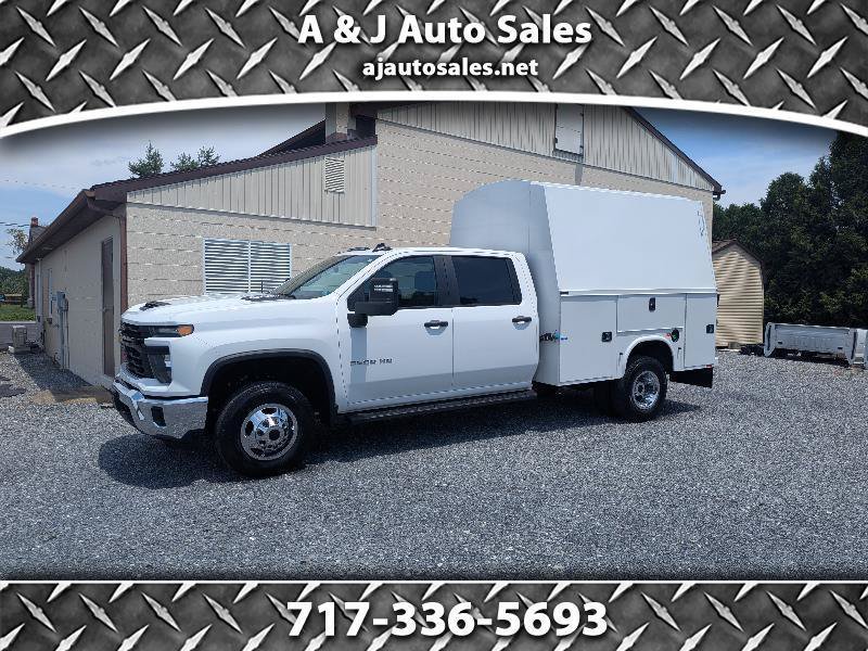 Used 2025 Chevrolet Silverado 3500 W/T w/ WT Convenience Package AWD/4WD image 1
