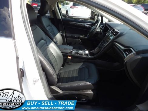 Used 2018 Ford Fusion Energi SE image 22