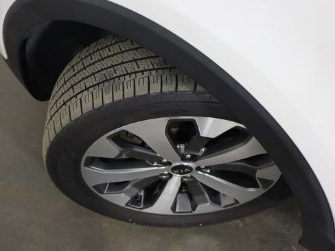 Used 2020 Kia Telluride S AWD/4WD image 39