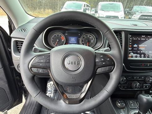 Used 2022 Jeep Cherokee Trailhawk w/ Sound & Nav Group image 26