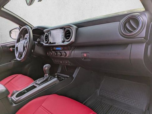 Used 2020 Toyota Tacoma TRD Sport w/ TRD Premium Sport Package image 22