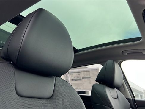 New 2025 Hyundai Tucson SEL image 17