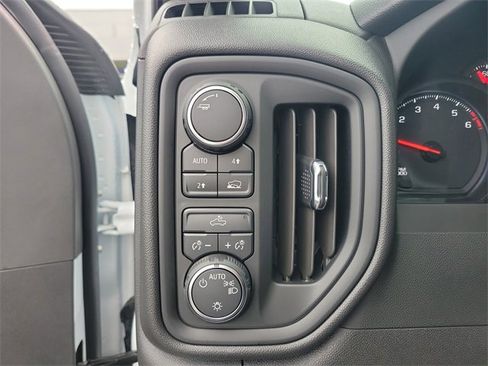 Used 2026 Chevrolet Silverado 1500 W/T w/ Trailering Package image 15