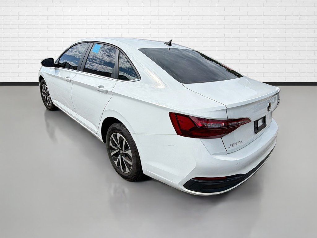 Used 2024 Volkswagen Jetta S FWD image 7