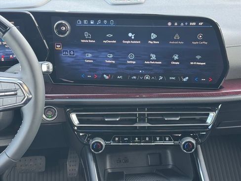 New 2026 Chevrolet Traverse Z71 image 9