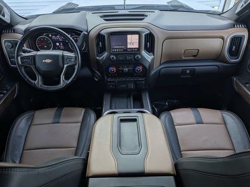 Used 2021 Chevrolet Silverado 2500 High Country AWD/4WD image 15