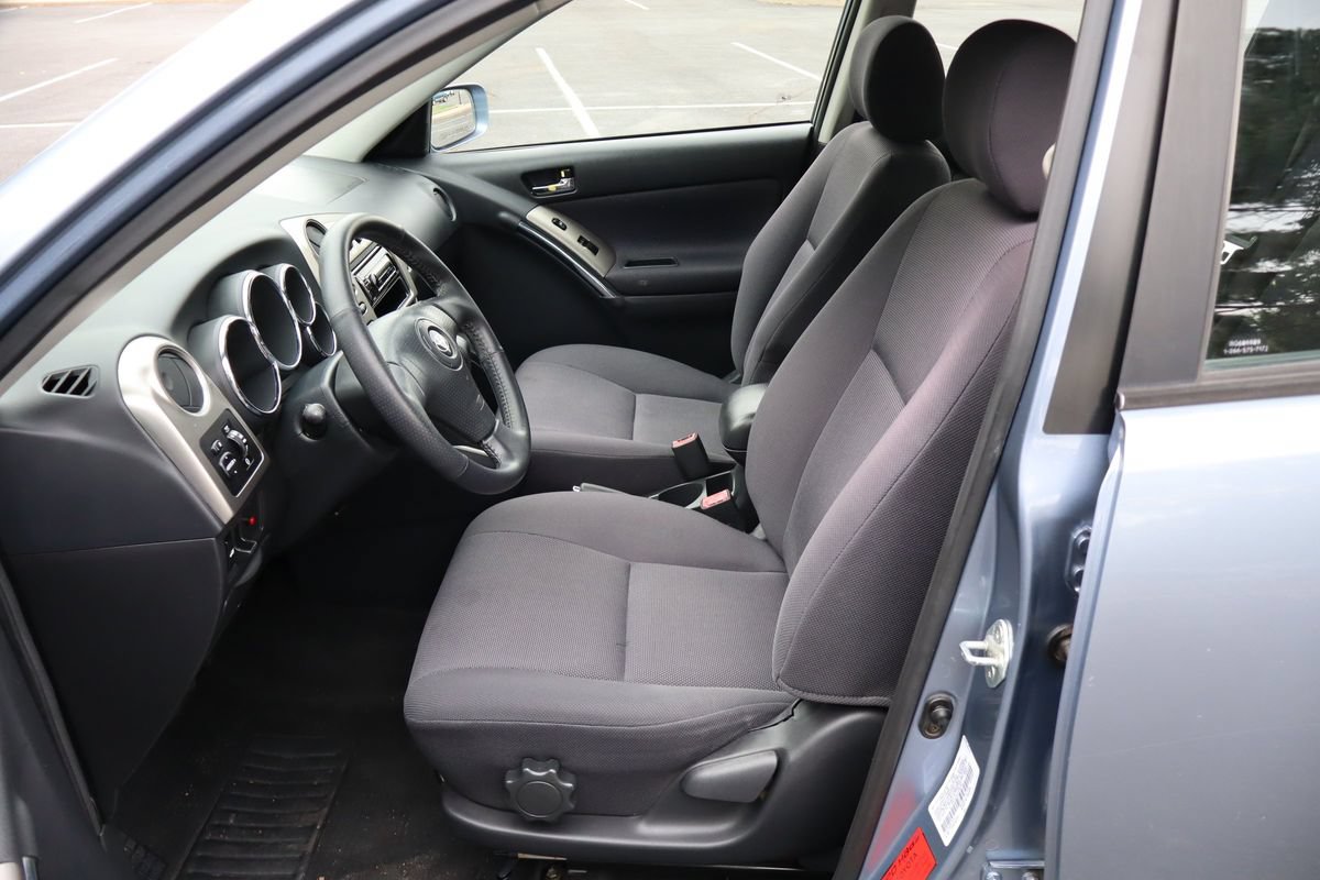 Used 2003 Toyota Matrix XR FWD image 17