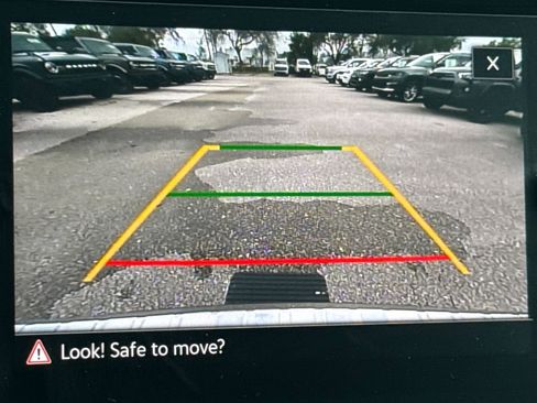 Used 2023 Volkswagen Atlas SE w/ Panoramic Sunroof Package image 21