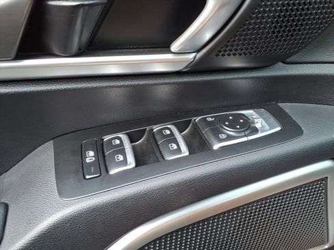 Certified 2022 Kia Telluride S image 14