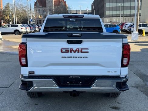 Used 2020 GMC Sierra 1500 SLE w/ SLE Value Package image 4