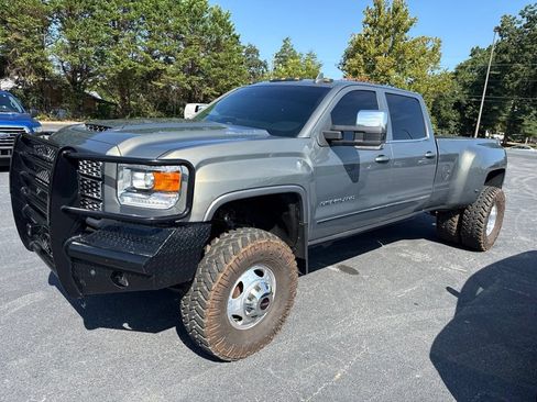 Used 2018 GMC Sierra 3500 Denali w/ Duramax Plus Package AWD/4WD image 1