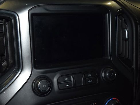 Used 2020 Chevrolet Silverado 1500 LT Trail Boss image 10