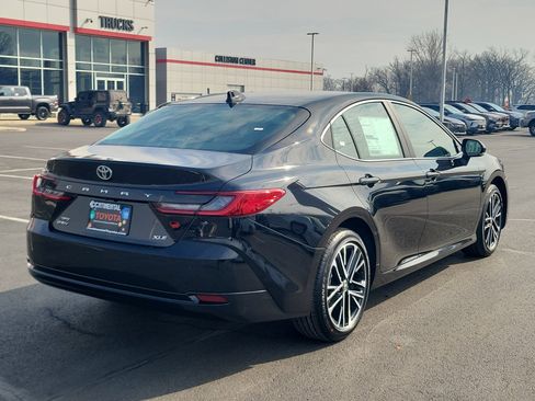 New 2026 Toyota Camry XLE image 5