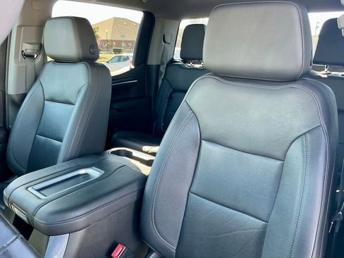 Used 2022 GMC Sierra 1500 SLT image 40