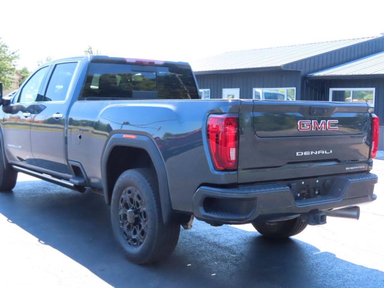 Used 2021 GMC Sierra 3500 Denali w/ Denali Ultimate Package AWD/4WD image 20