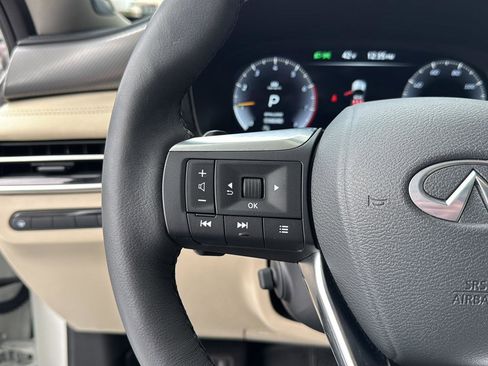 Used 2025 INFINITI QX60 Luxe w/ Cargo Package image 18