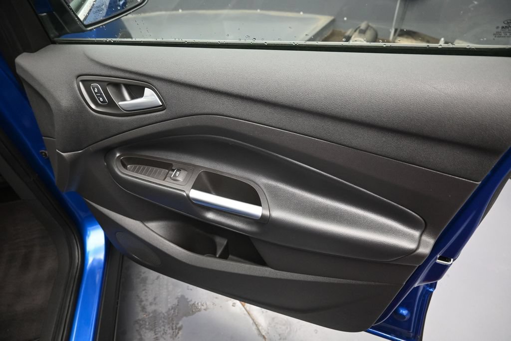 Used 2019 Ford Escape SE AWD/4WD image 30