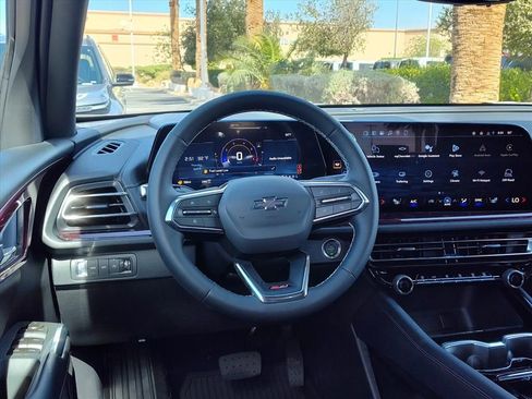New 2026 Chevrolet Traverse Z71 w/ Driver Confidence Package AWD/4WD image 7
