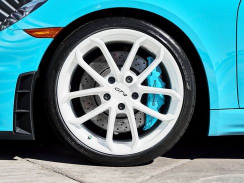 Used 2021 Porsche 718 Cayman GT4 image 3