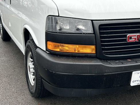 Used 2023 GMC Savana 2500 w/ Driver Convenience Package image 11