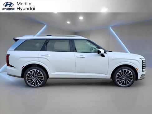 New 2026 Hyundai Palisade Calligraphy image 2