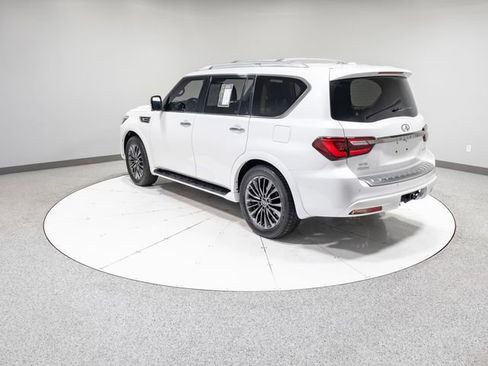 Used 2024 INFINITI QX80 Premium Select w/ Cargo Package image 39