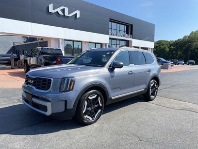 Used 2023 Kia Telluride S