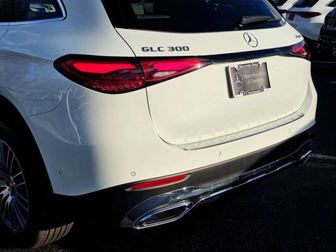 New 2026 Mercedes-Benz GLC 300 4MATIC image 13