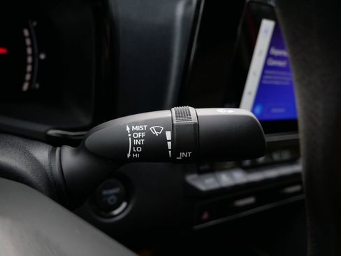 Used 2025 Toyota Camry LE FWD image 21