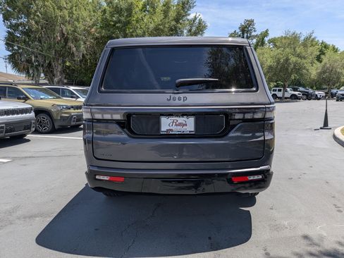 New 2026 Jeep Grand Wagoneer Limited AWD/4WD image 4