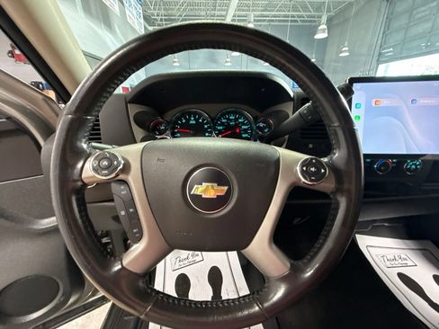 Used 2013 Chevrolet Silverado 2500 LT w/ Snow Plow Prep Package AWD/4WD image 17