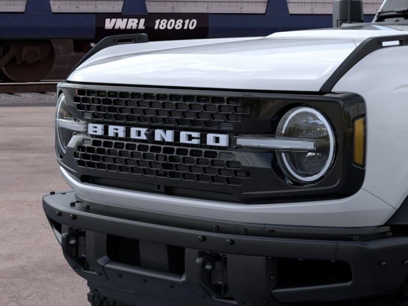 New 2026 Ford Bronco Badlands w/ Wildtrak Package AWD/4WD image 19