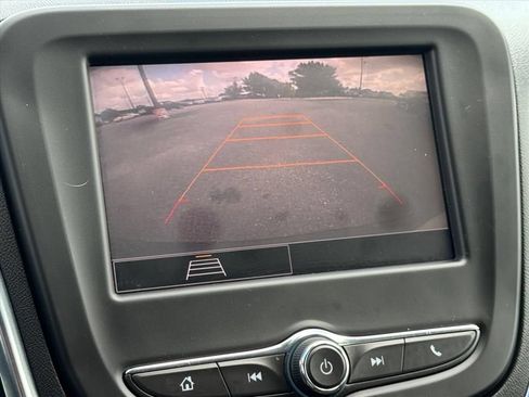 Used 2023 Chevrolet Equinox LT FWD image 24