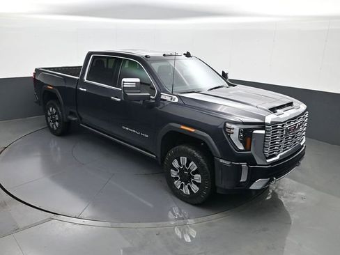 Certified 2024 GMC Sierra 2500 Denali w/ Denali Reserve Package image 15