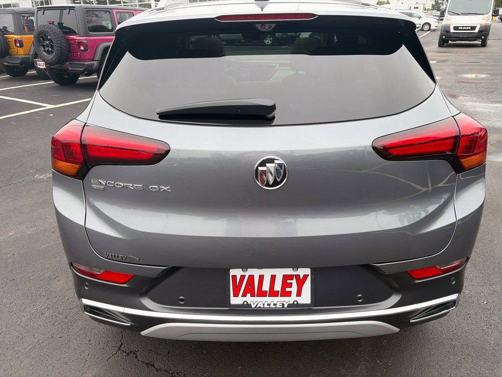 Used 2021 Buick Encore GX Essence w/ Advanced Technology Package AWD/4WD image 6