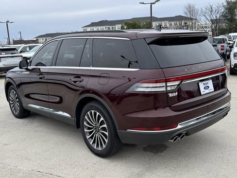 Used 2022 Lincoln Aviator Reserve w/ Equipment Group 201A image 10