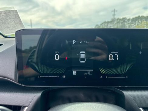 Used 2025 Kia K4 LXS image 17