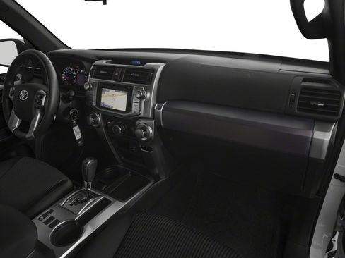 Used 2018 Toyota 4Runner SR5 Premium AWD/4WD image 10
