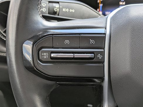 Used 2023 Chevrolet Colorado LT w/ LT Convenience Package RWD image 22
