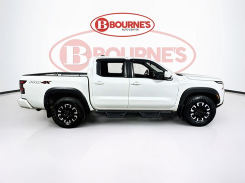 Used 2023 Nissan Frontier PRO-4X w/ Technology Package AWD/4WD image 11