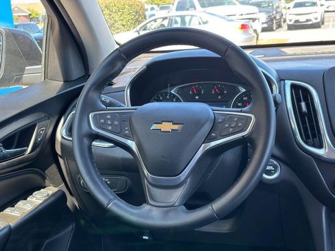 Used 2023 Chevrolet Equinox LT image 12