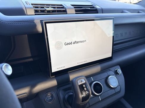 Used 2024 Land Rover Defender 110 Carpathian Edition image 10