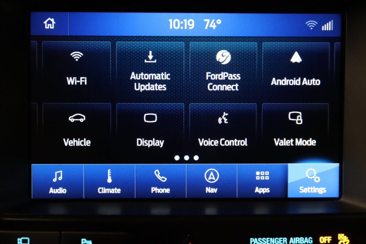 Used 2018 Ford Explorer Limited AWD/4WD image 45