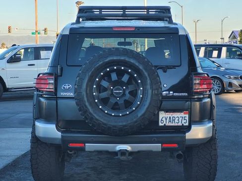 Used 2007 Toyota FJ Cruiser 4WD image 5