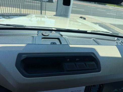 Used 2025 Ford Bronco Big Bend AWD/4WD image 17